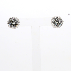 01STUD-0870